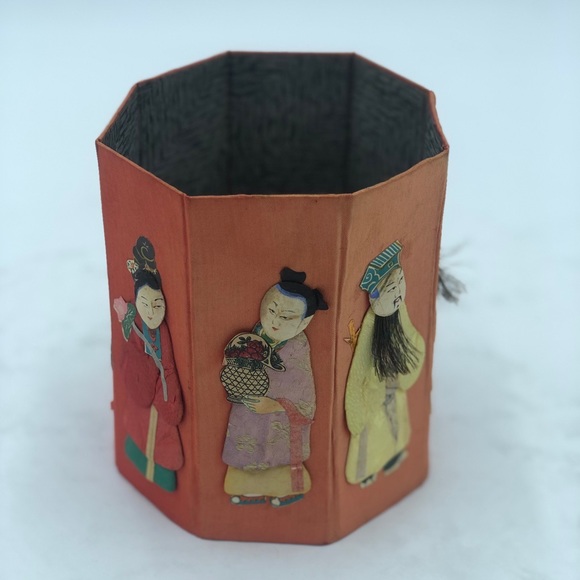 Vintage Oriental Woven Vase - Picture 2 of 8